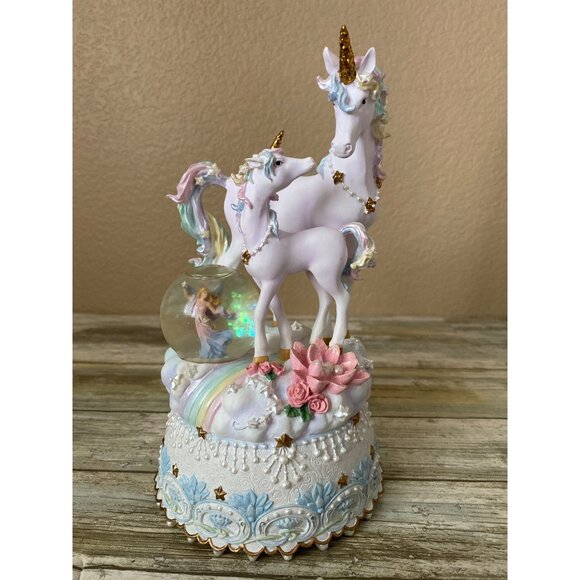 San Francisco Music Box Company Other - San Francisco Music Box Co Marjorie Sarnat Rainbow Visions Unicorn Music Box NEW
